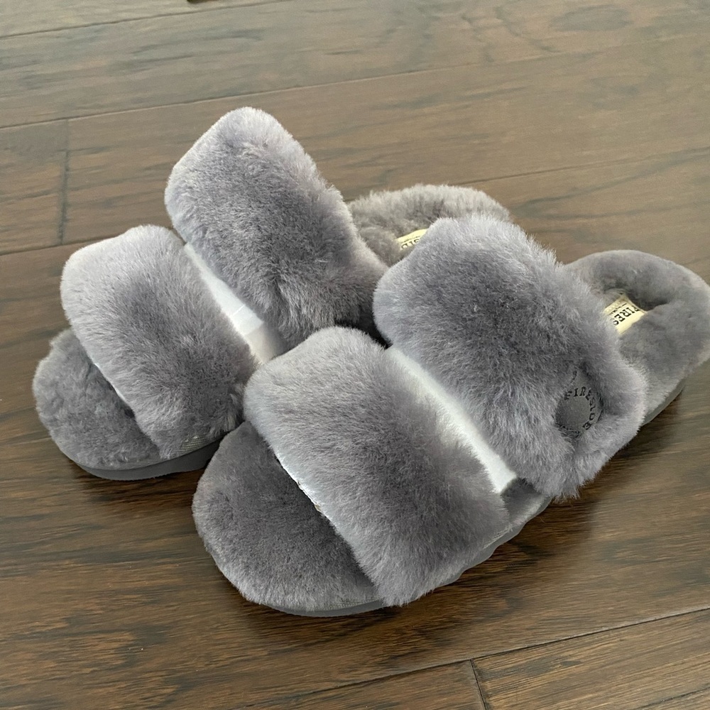 Fireside by Dearfoams Benalla Shearling Double Band Slides